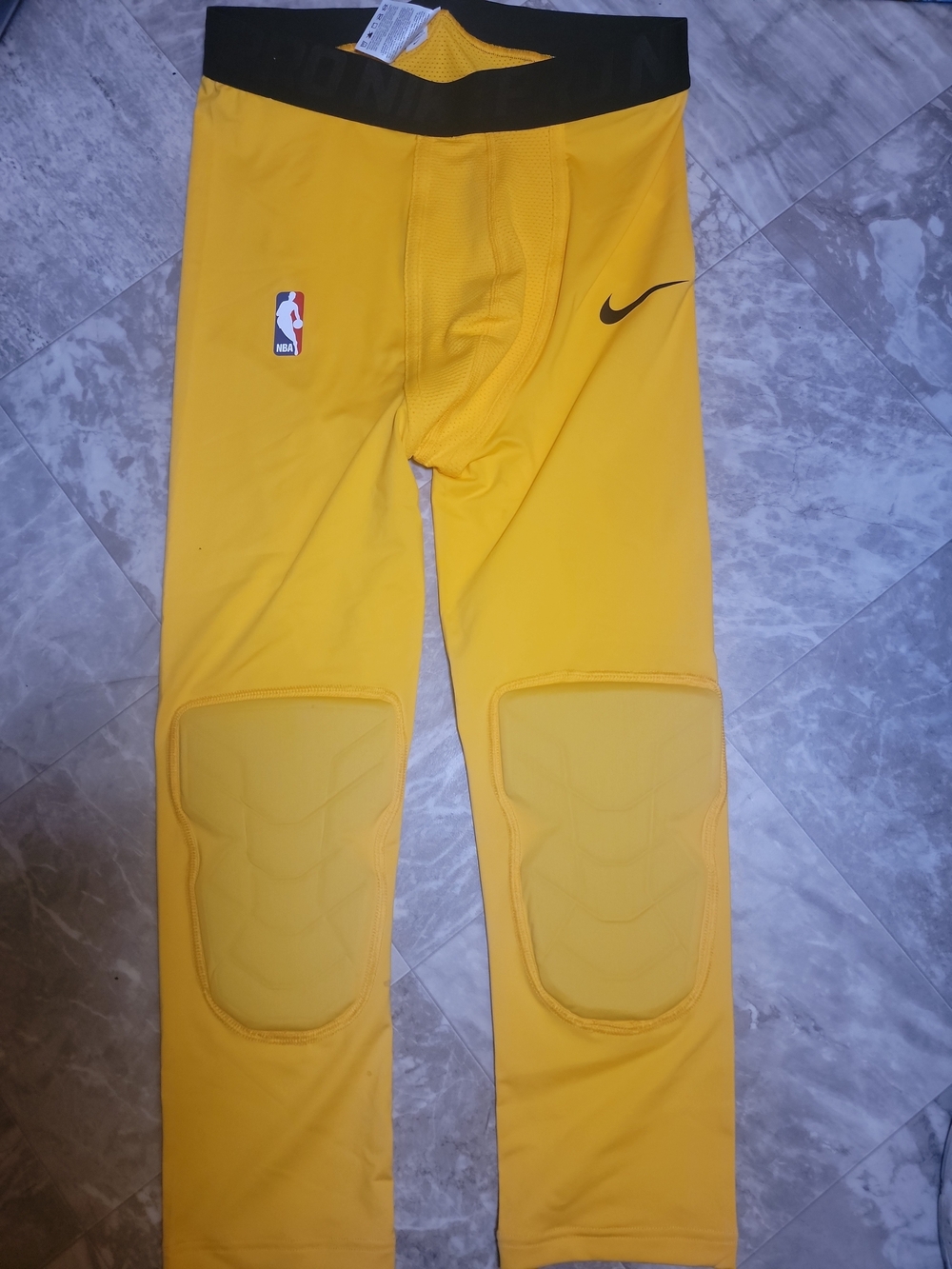 Nike Pro NBA Team Player Issue 3/4 Compression Tights Men's M Tall Yellow